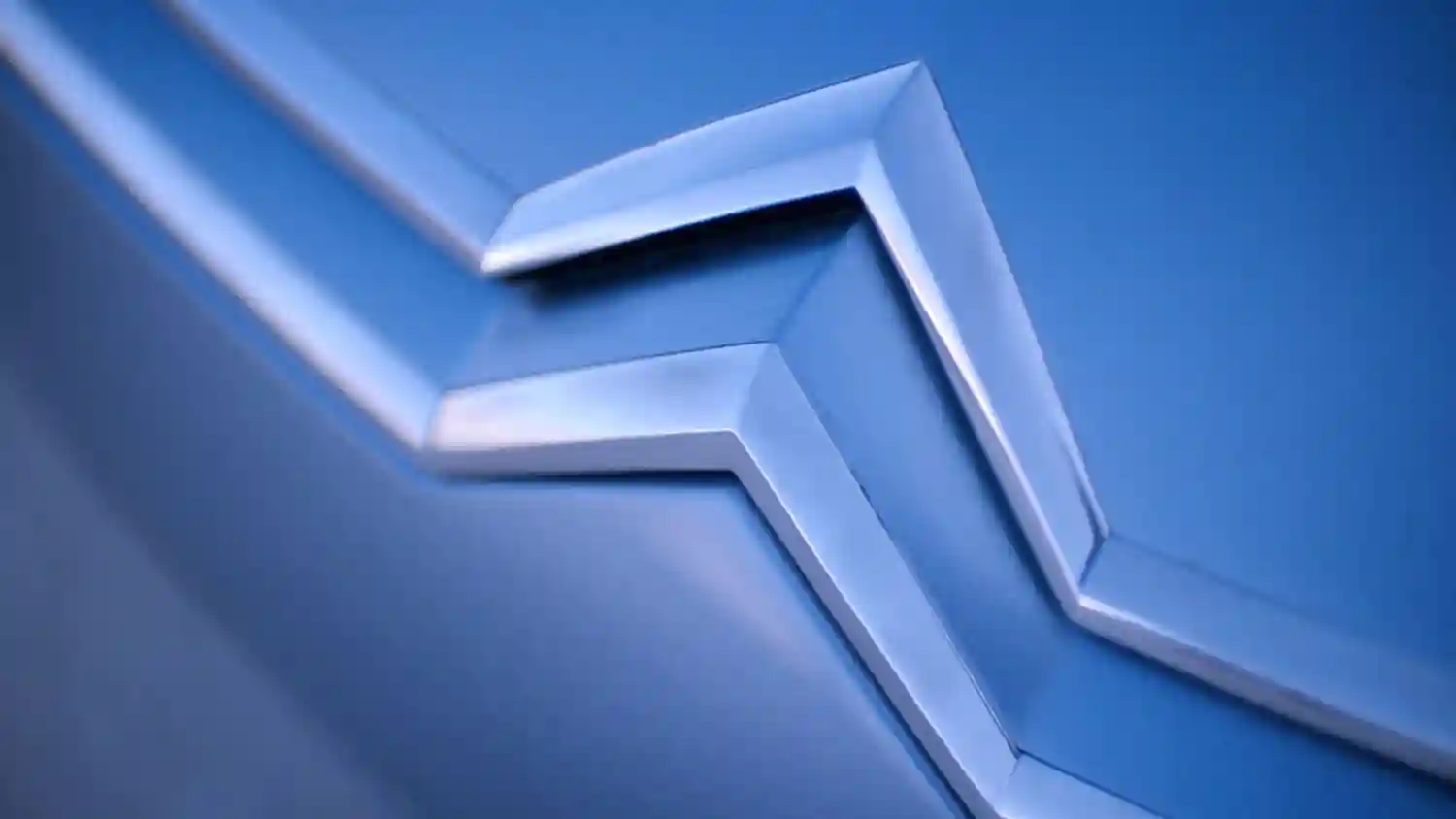 雪鐵龍LOGO設(shè)計(jì)